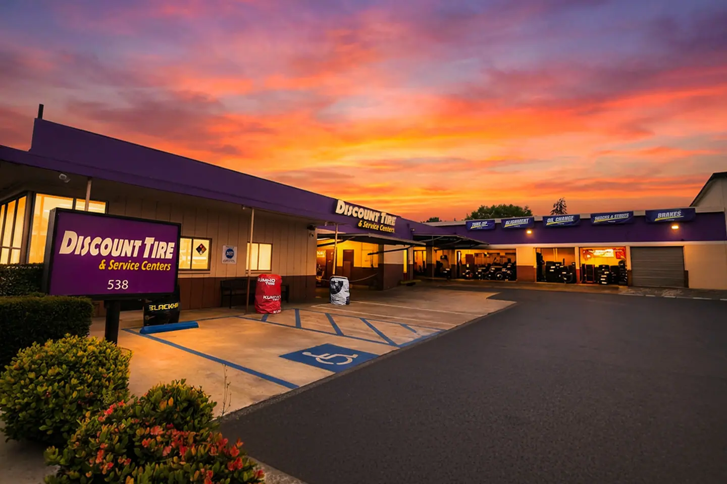 Discount Tire & Service Centers Brea storefront at 538 E. Imperial Highway