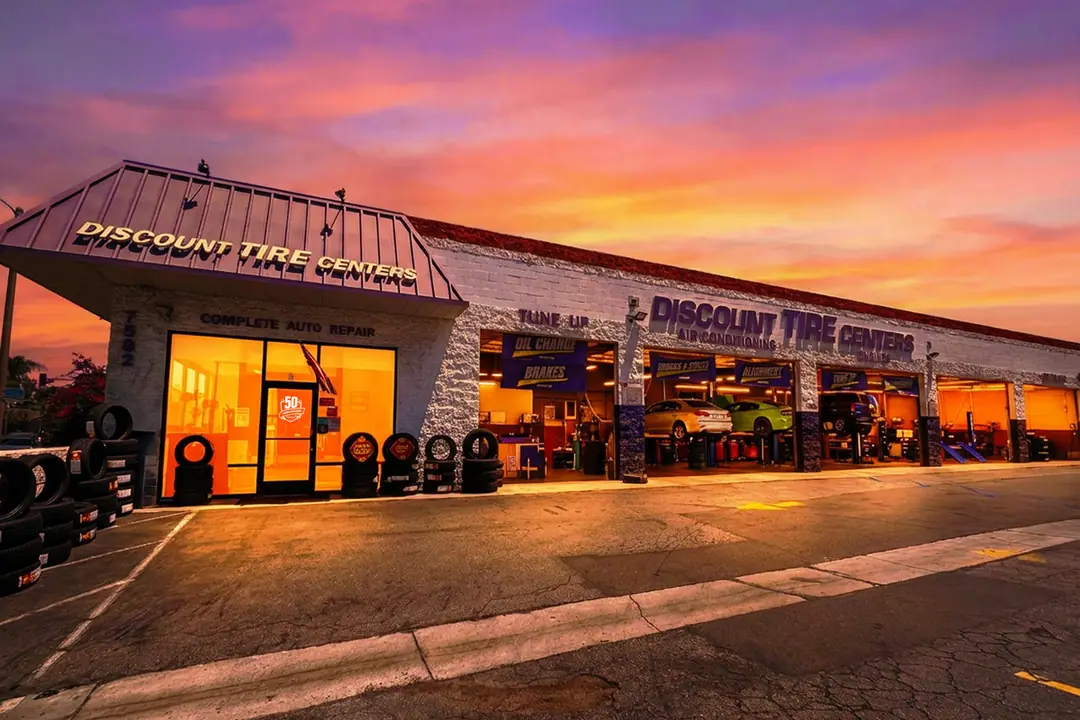 Discount Tire & Service Centers Huntington Beach storefront at 7582 Warner Avenue
