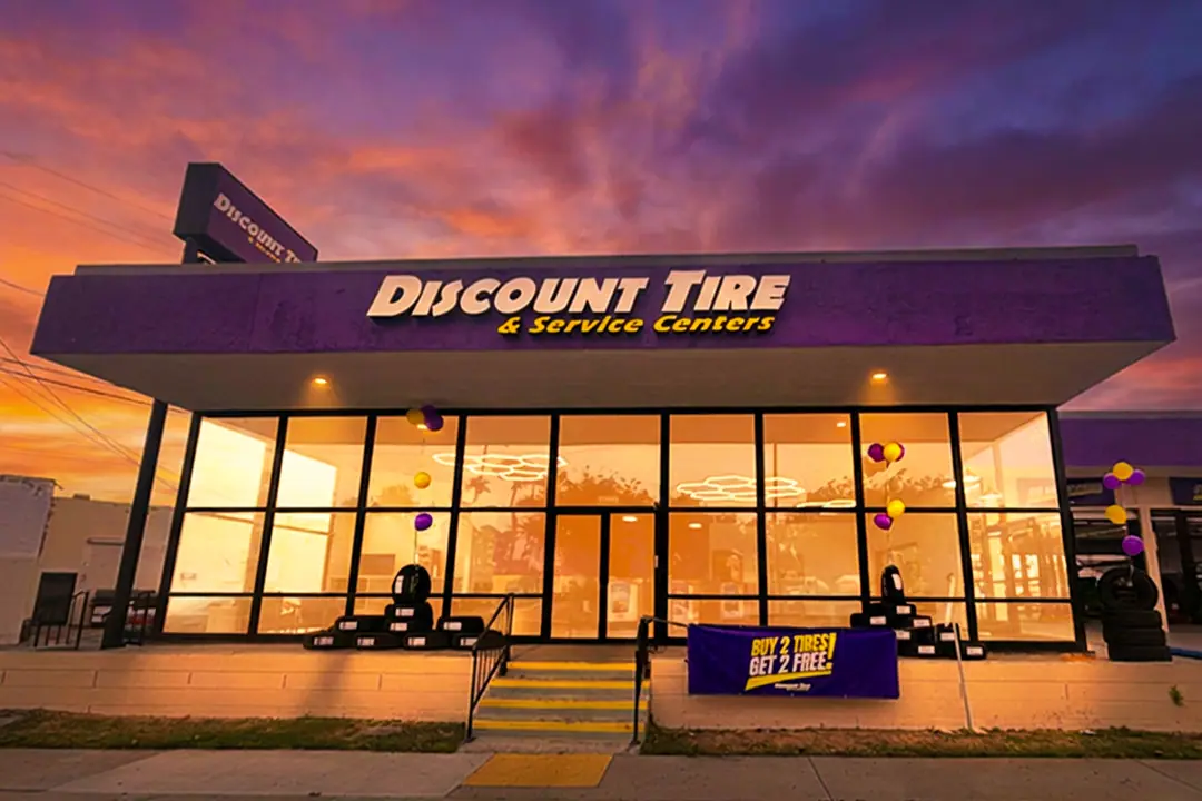 Discount Tire & Service Centers Whittier storefront at 10530 Carmenita Rd